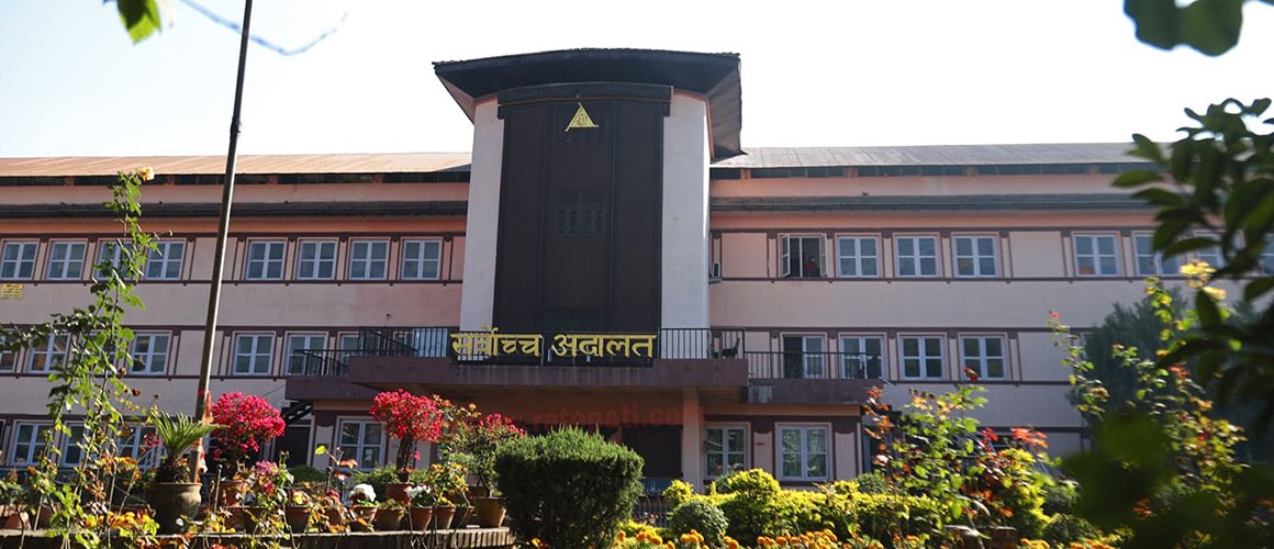 सरकारी विज्ञापन रोक्ने निर्णयविरुद्ध सर्वोच्चको कारण देखाऊ आदेश