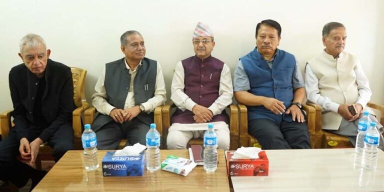 फुटको अन्तिम संघारमा कांग्रेस